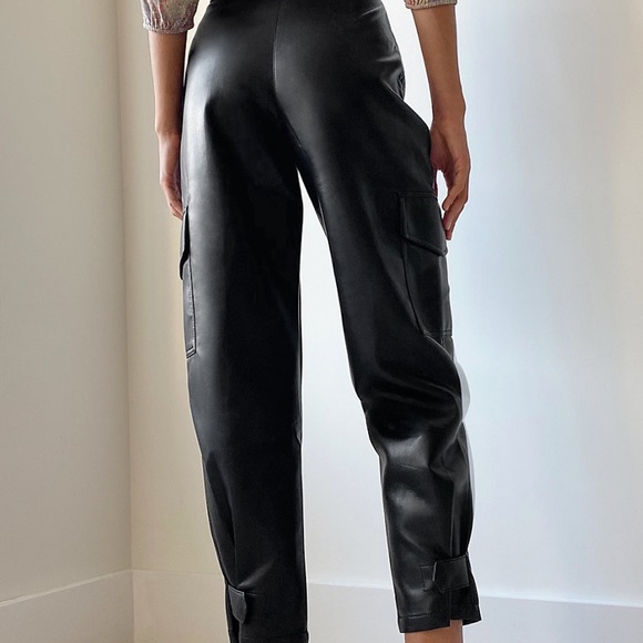 Aritzia wilfred vegan leather cargo pant - Picture 3 of 6